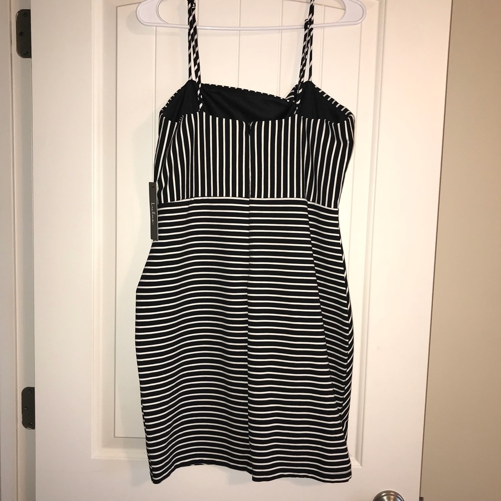 Lulu’s Dress 🖤 - Picture 2 of 2